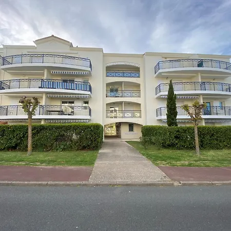 Terrasses De By Interhome * Pontaillac