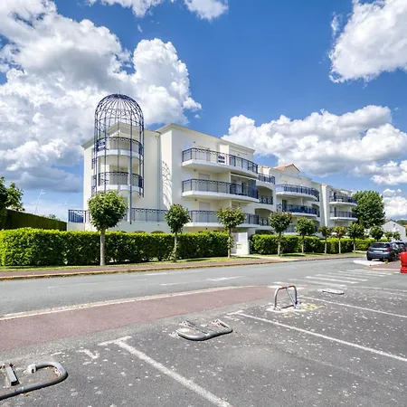 Terrasses De By Interhome Apartamento