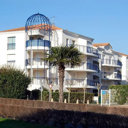 Terrasses De By Interhome * Pontaillac